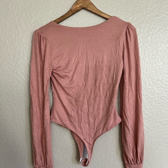 Bundle of 3 Kaylene V-Neck Balloon Sleeve Bodysuits - Picture 11 of 15